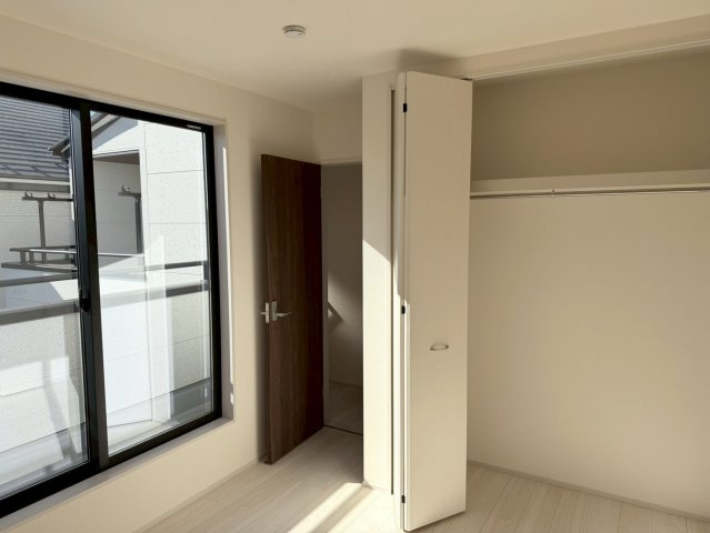 川越仙波町　新築一戸建て　1号棟の寝室|使い勝手のいい寝室です