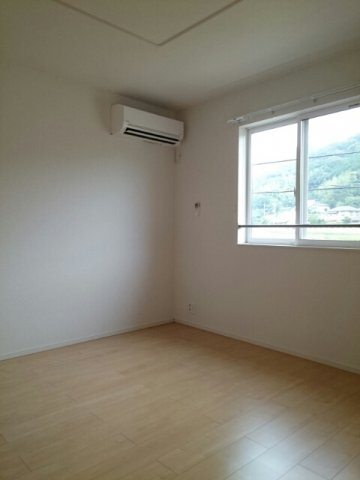 ベントルナータ　Ｅの内装