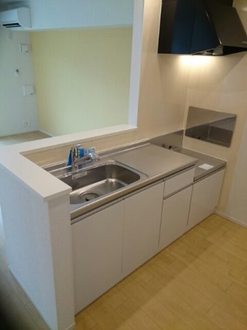 ベントルナータ　Ｅのキッチン