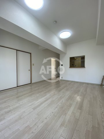 テン・フォーティ　日吉小学校の居間・リビング|テン・フォーティー　リビング