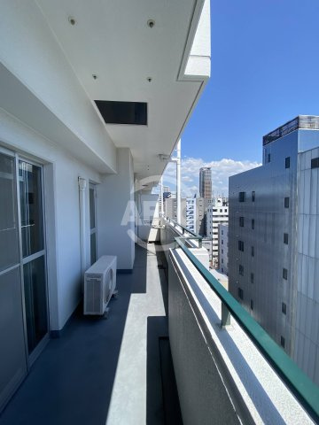 テン・フォーティ　日吉小学校のバルコニー|テン・フォーティー　バルコニー