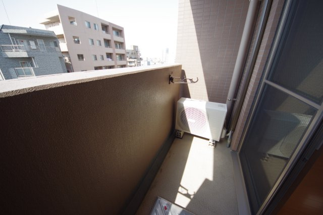 【バルコニー】