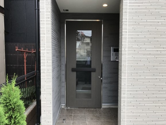 【エントランス】