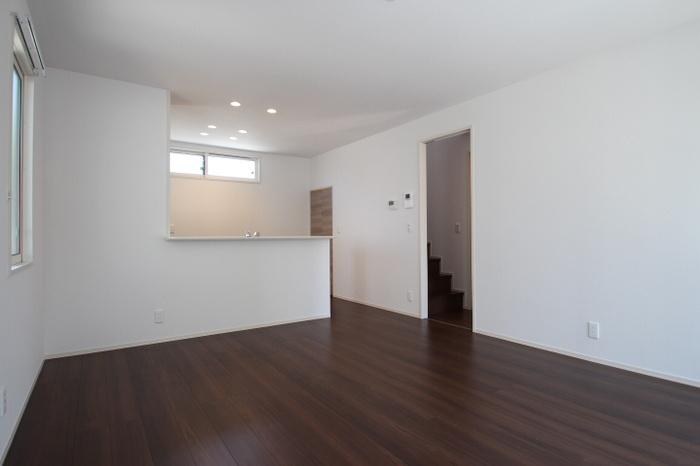 桜　A棟の居間・リビング