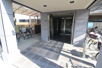 【エントランス】 | グランドール藤 | エントランス