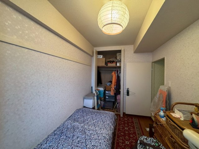 -三丁目不動産-　ダイアパレスビッグウィング深谷の洋室