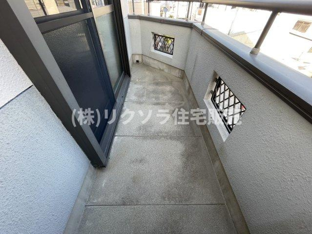 国松町　中古一戸建てのバルコニー|■物件内覧・資金計画相談・住宅ローン相談、リフォーム相談、お問合せ受付中■
※当日・翌日のご内覧、ご相談はお電話でのお問合せがスムーズです！