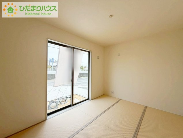 いわき市泉町滝尻第2　新築戸建　8号棟の和室|6畳の和室は小さなお子様のお世話に大活躍♪