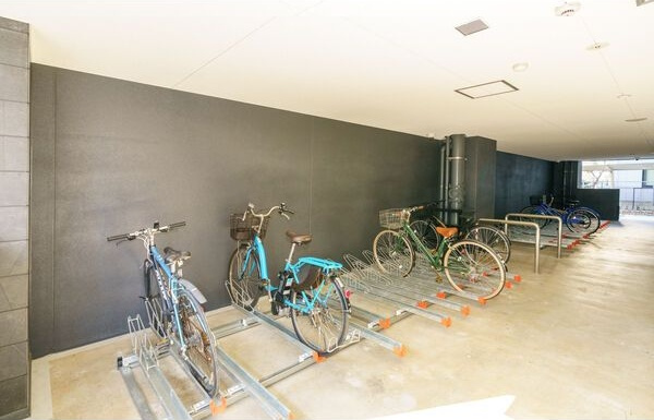 メイクス名駅南Ⅱの駐車場