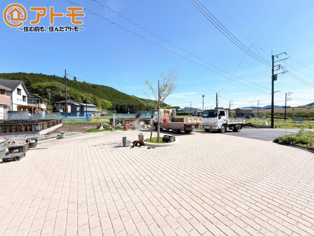 【前面道路含む現地写真】 | 富士宮市大中里　新築戸建て　2号棟