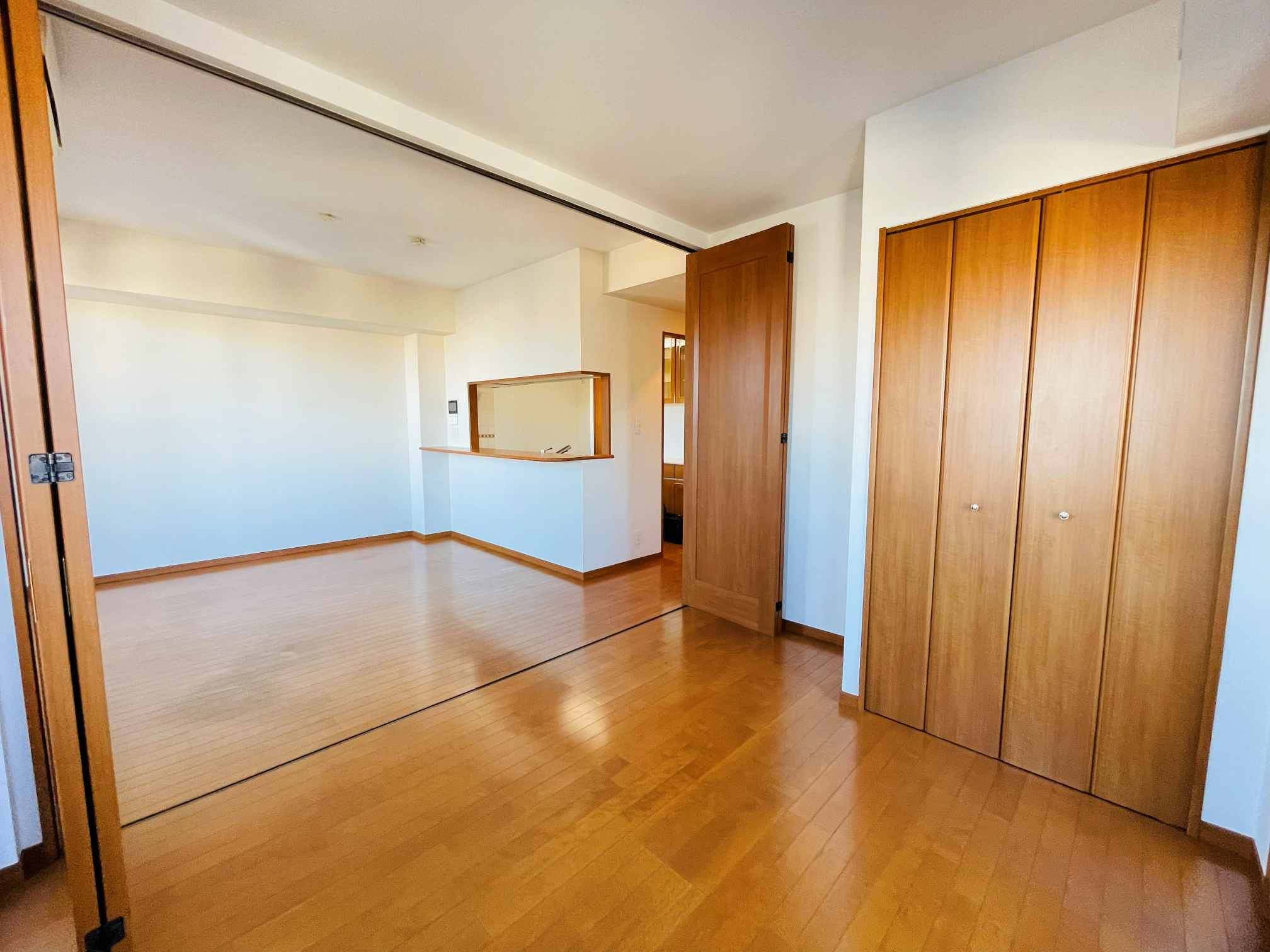 レクセルマンション福生の洋室|LDK横洋室