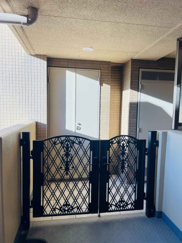 レクセルマンション福生の玄関|玄関ポーチ