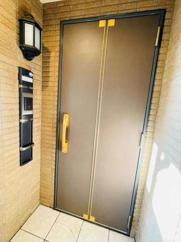 レクセルマンション福生の玄関