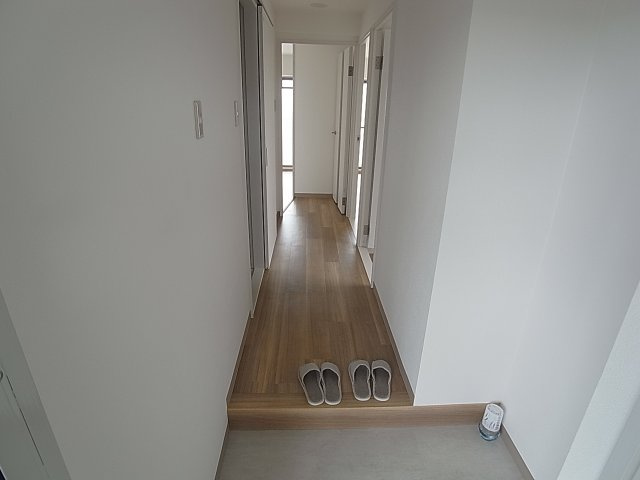 澤村マンションの玄関|玄関から綺麗さが分かります