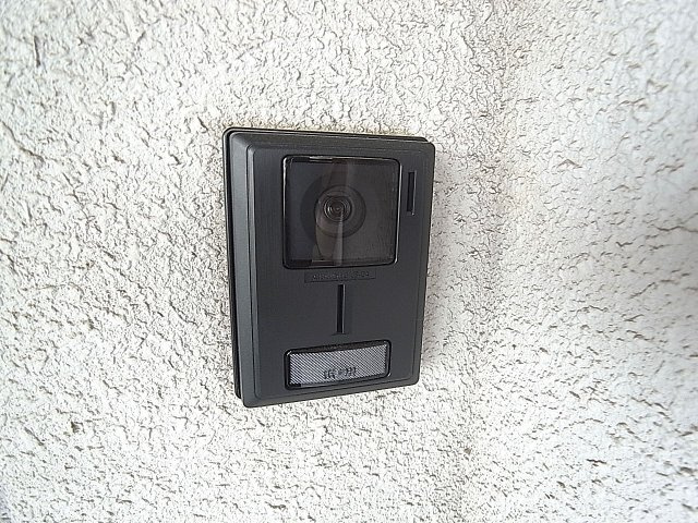 澤村マンションのセキュリティ|録画機能付きモニターフォンで顔が分かり安心です