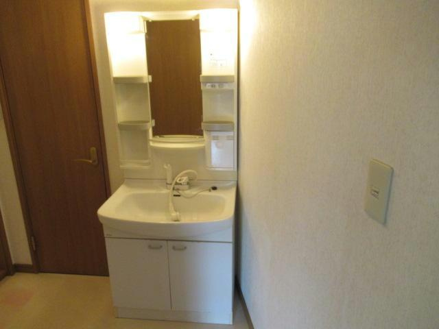 コーポ美鈴5号の洗面所