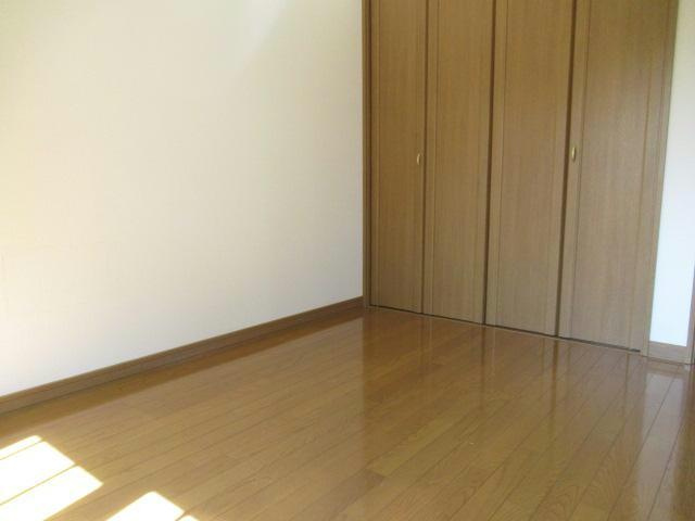 コーポ美鈴5号の洋室