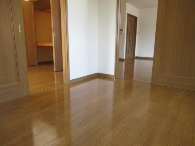 コーポ美鈴5号の洋室