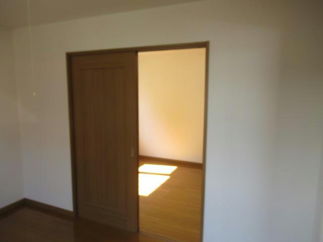 コーポ美鈴5号の洋室