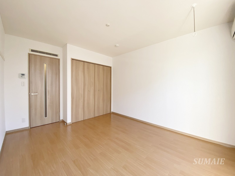 プランドール　Mの居間・リビング|7.6帖洋室☆