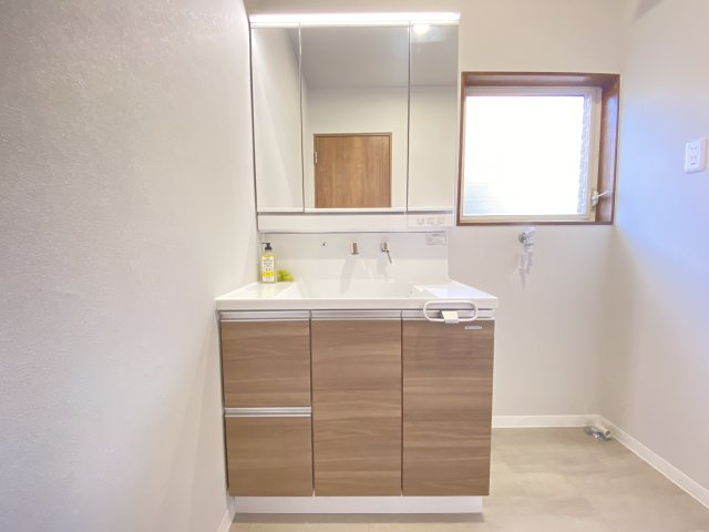 【独立洗面台】 | 東区御領1丁目