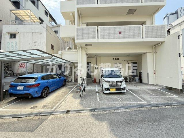 Canal天満橋の駐車場