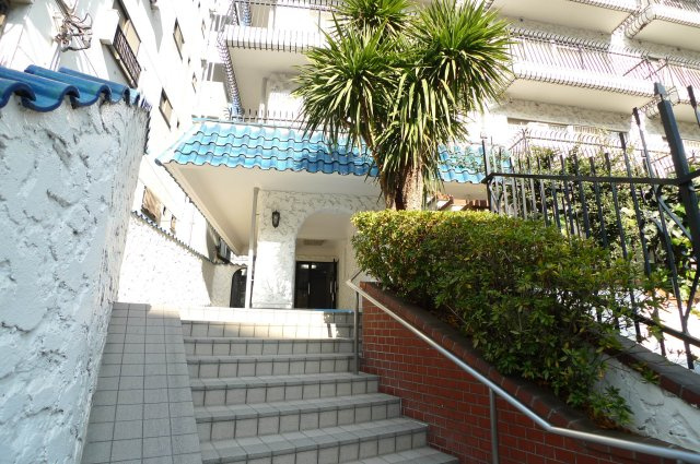 【エントランス】