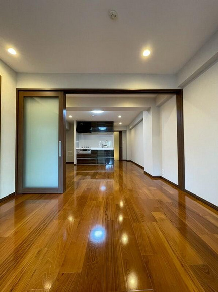 【居間・リビング】