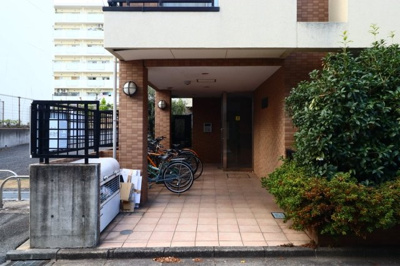 【エントランス】 | グレイスコート幡ヶ谷