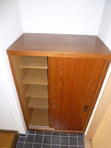 メゾンドール本郷の収納|シューズボックス