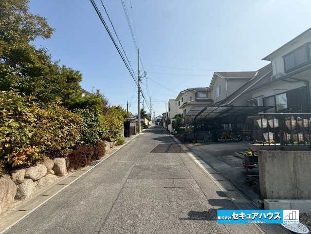 【今からご案内可能】愛知郡東郷町和合ヶ丘3丁目　全2棟の前面道路含む現地写真|事前予約にて現地ご見学いただけます！お気軽にお問い合わせください♪
■株式会社　セキュアハウス■
住宅ローンに強く、知識、経験豊富なスタッフ在籍
お客様に寄り添い、ご成約後もサポート致します。