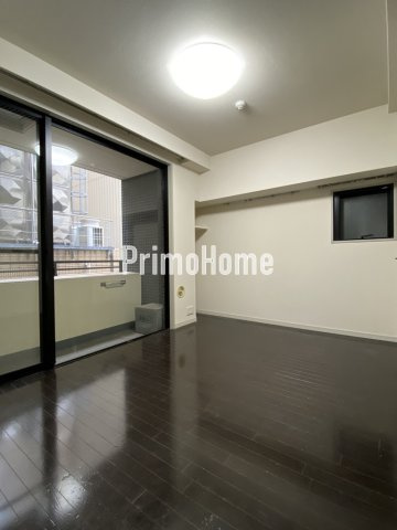 ブライズ神田の洋室