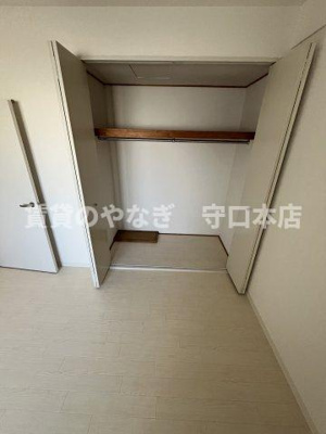 【収納】 | レジデンス鶴見緑地 | たっぷりとした収納スペースです