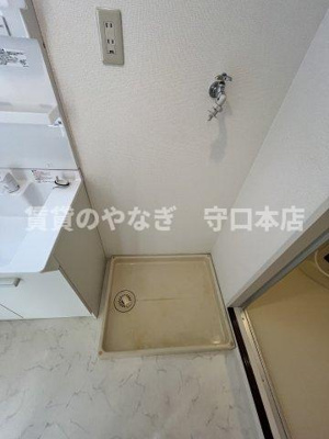 【設備】 | レジデンス鶴見緑地 | 嬉しい室内洗濯機置き場