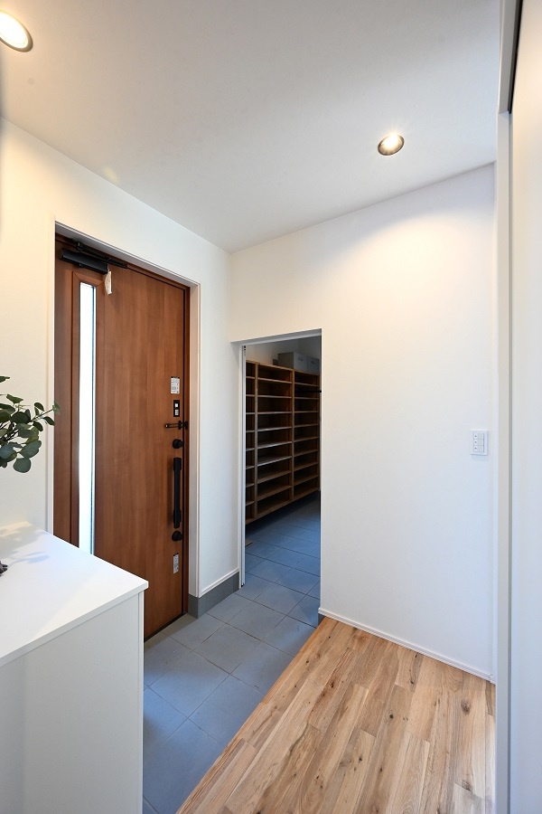 中古戸建　狭山市水野の玄関