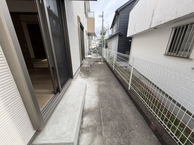 ハイツ上野東のバルコニー