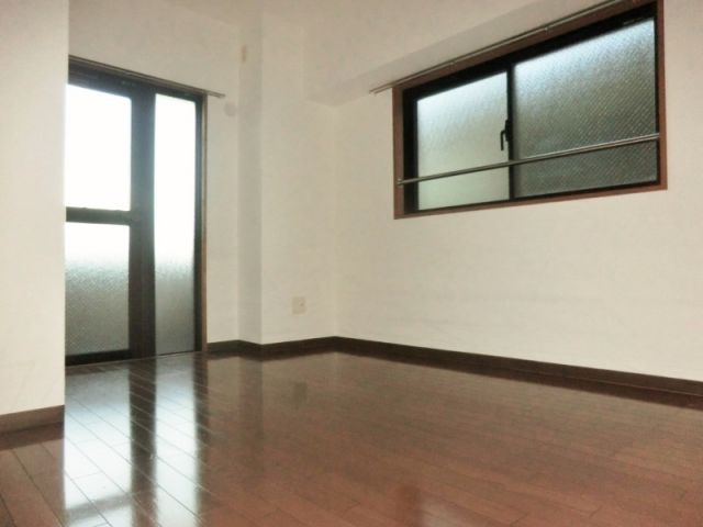 新田第11ビルの洋室|別室参考写真です。