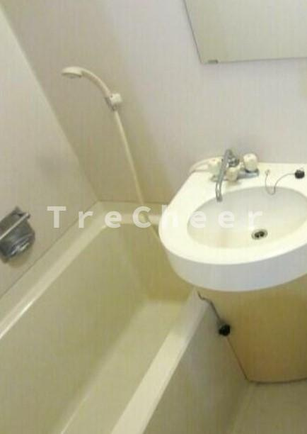 シティコート千駄木の浴室