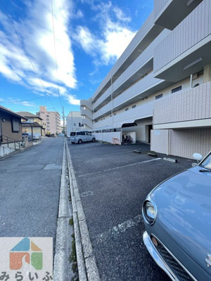 【駐車場】 | メゾン・ド・マルキーズ