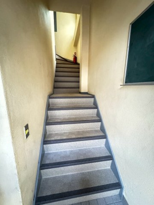 【その他共用部分】 | 蓮田ビル | 共有階段
浅草の賃貸物件。
「蓮田ビル」のことなら(株)メイワ・エステートへお任せください。