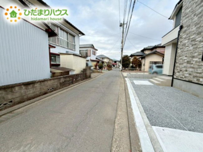 【前面道路含む現地写真】 | 水戸市元吉田町5期　新築戸建　1号棟 | 落ち着いた住環境が魅力的です☆