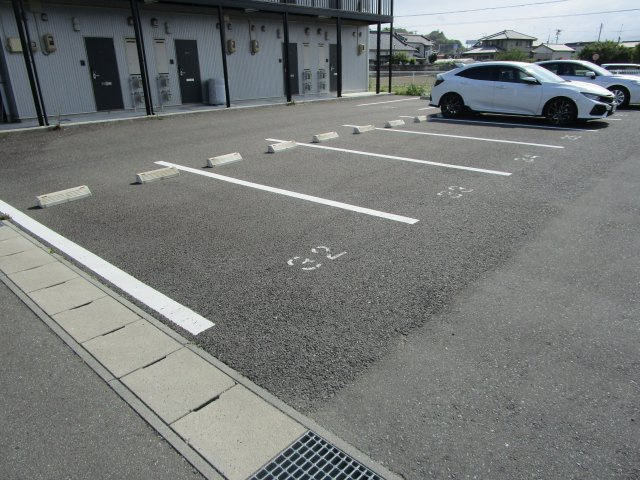 ガルテン宿畑　Ｄ棟の駐車場