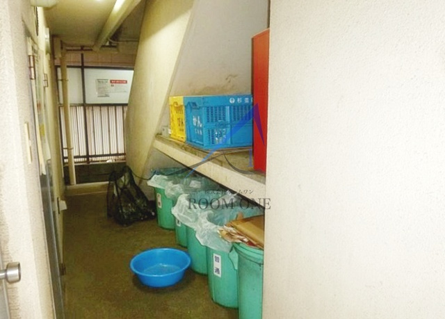 メゾン・ド・サフィールのその他共用部分|敷地内ごみ置き場です。