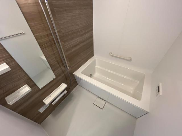 フォルトゥーナ(毛呂山町岩井西アパート新築工事)の浴室|ユニットバス（イメージ）