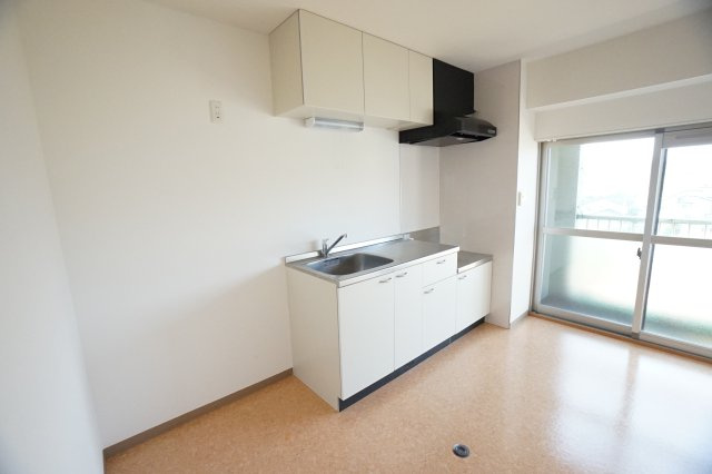 エターナルシティー公園　4号館の内装