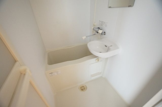 エターナルシティー公園　4号館の浴室