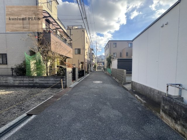 豊中市三和町4丁目の前面道路含む現地写真