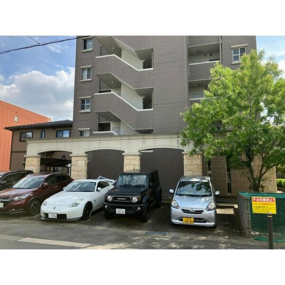 【駐車場】 | モンレーヴ千種