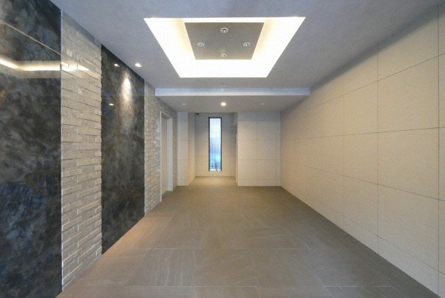 グランカリテ大正ドマーニのロビー