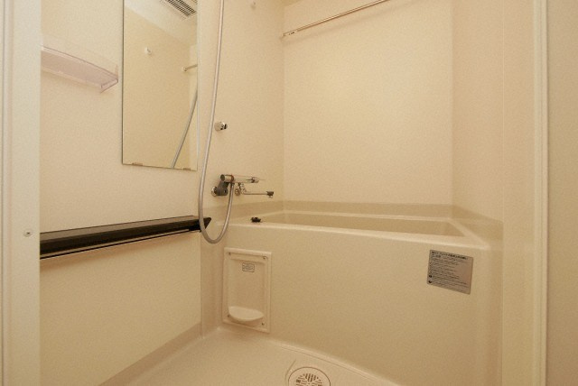 グランカリテ大正ドマーニの浴室